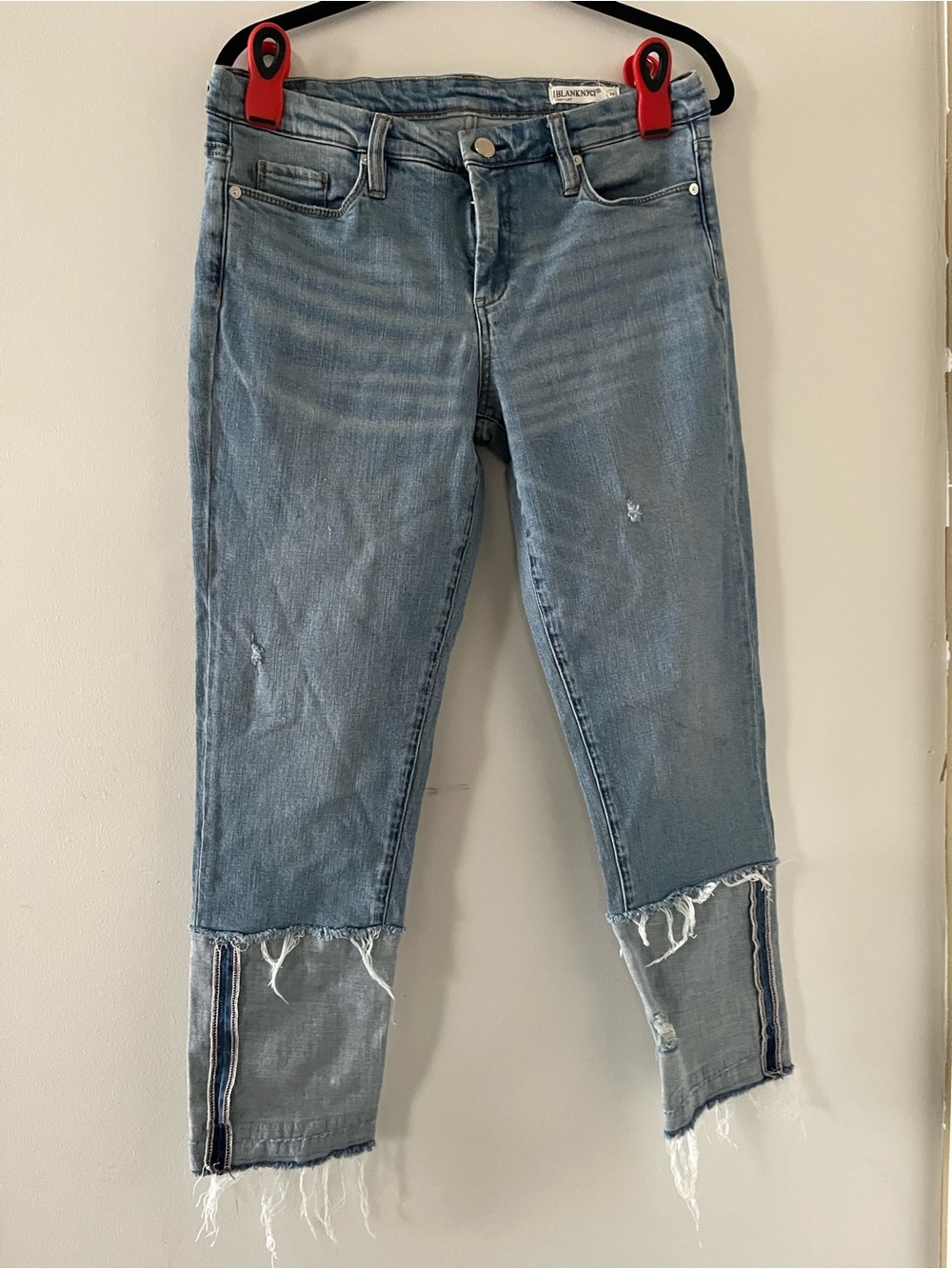 Blank NYC Distressed Contrast Cuff Cropped Straight Leg Jeans 29 Light Wash Blue